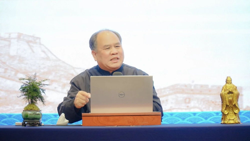 要求别人是苦海,要求自己是天堂