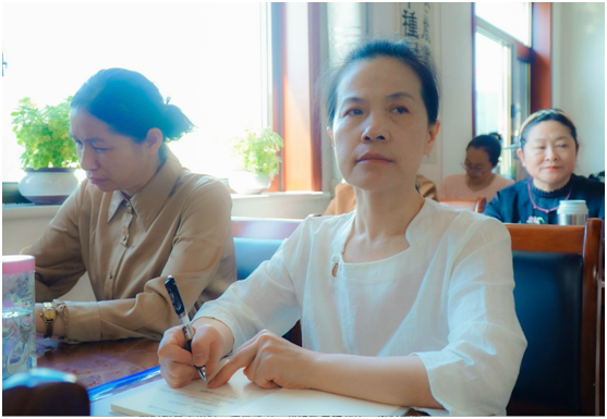 亲近明师找到人生真谛