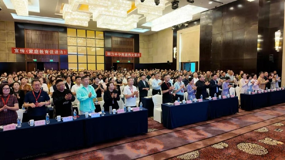 涵养优良家风 共育时代新人｜第五十九场“新时代家庭家教家风”全国公益巡讲在银川成功举办